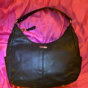 Cole Haan hobo- like new!